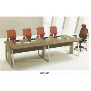 MT-01 Table with Chairs